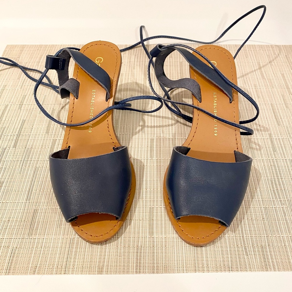 Gap tie-on ankle strap wedge sandals